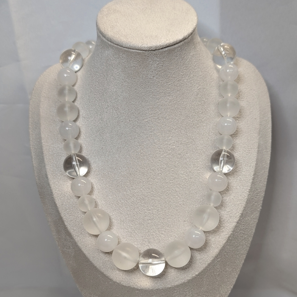 Vintage Beaded Necklace Hidden Barrel Clasp Clear White Frosted Gumball 20"